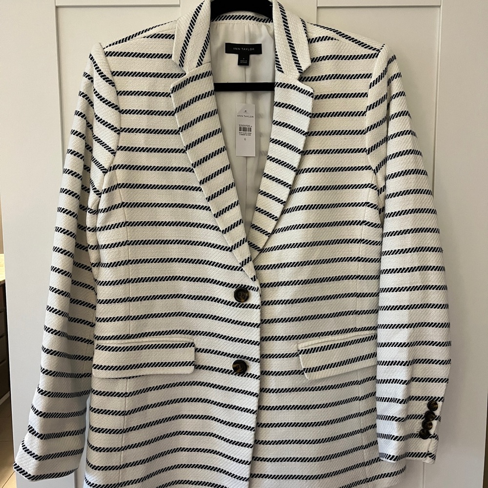 Navy blue and off white Ann Taylor blazer
